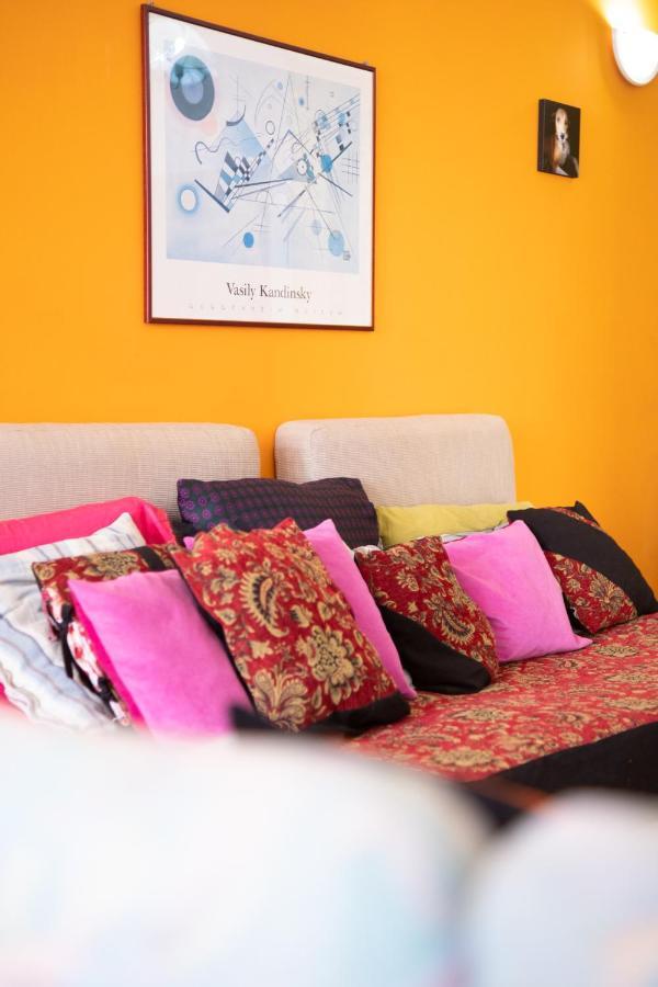 Simabo'S Backpackers' Hostel Минделу Экстерьер фото