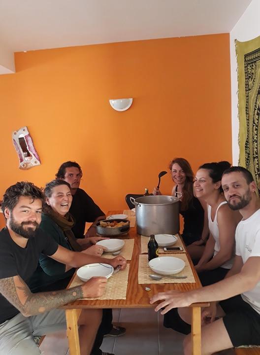 Simabo'S Backpackers' Hostel Минделу Экстерьер фото